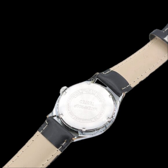 Vintage Helbros Men's Mechanical Wristwatch M-112 Stainless and Chrome - Picture 5 of 5